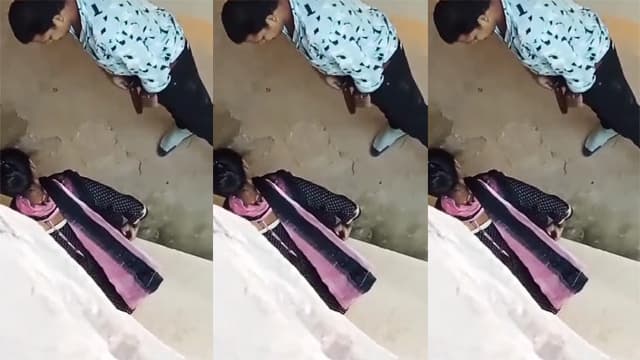Horny Uncle Fucking Desi Girl Behind Bus Stop Viral