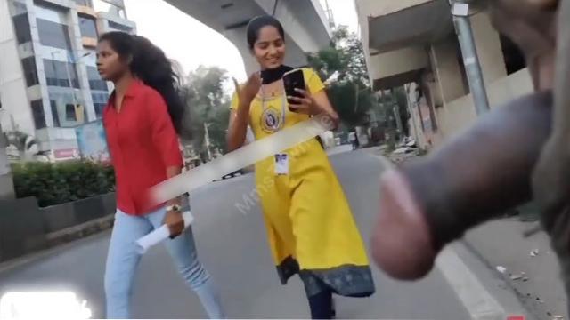 Young Guy Cock Infront College Girls Leak Mms Viral Watch