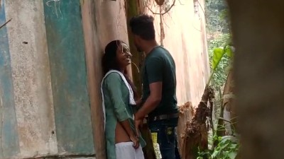 Kerala College – Girl Outdoor Fucking Video